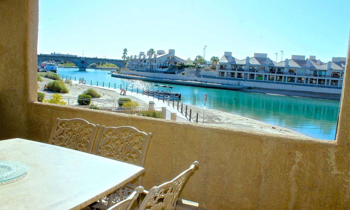 Lake Havasu City Condo | Kingsview Condo -#210 WATERFRONT - . 30 feet from the beach and Sand. Waterfront