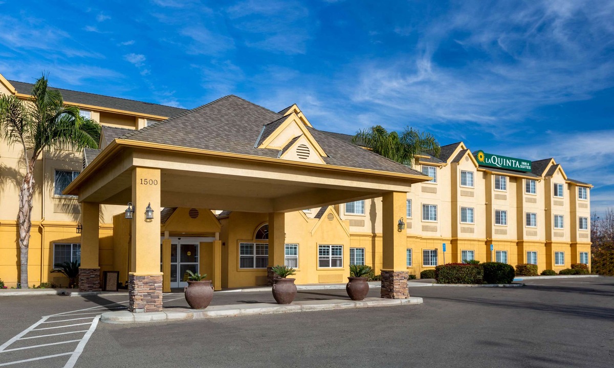 Tulare Hotel | La Quinta by Wyndham Tulare