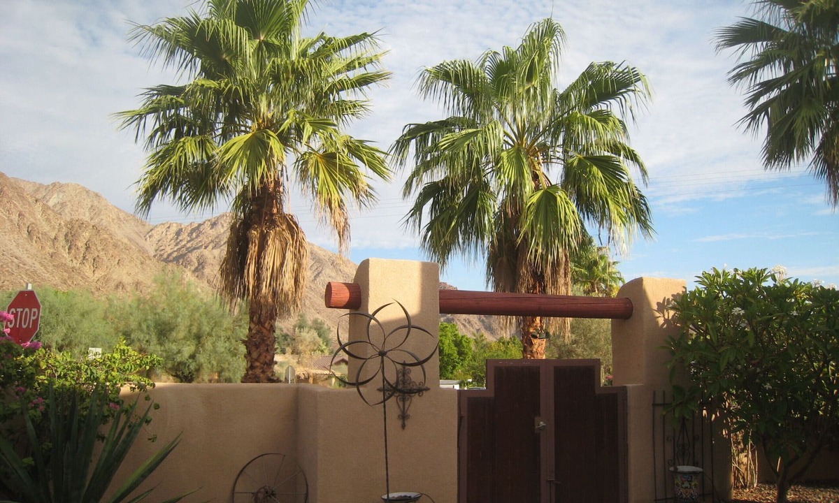 La Quinta Cove House | La Quinta Cove Four Bedroom Home- Fall and Winter in the Beautiful Desert!