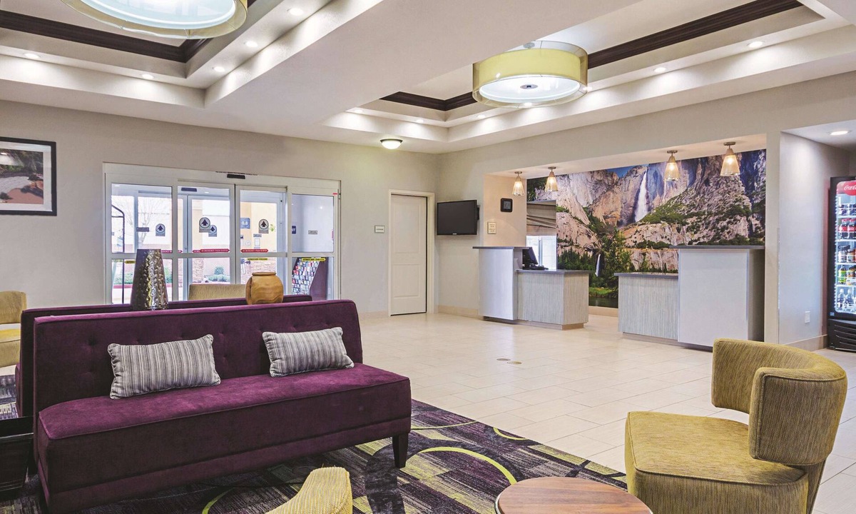 Fresno Hotel | La Quinta Inn & Suites by Wyndham Fresno Northwest