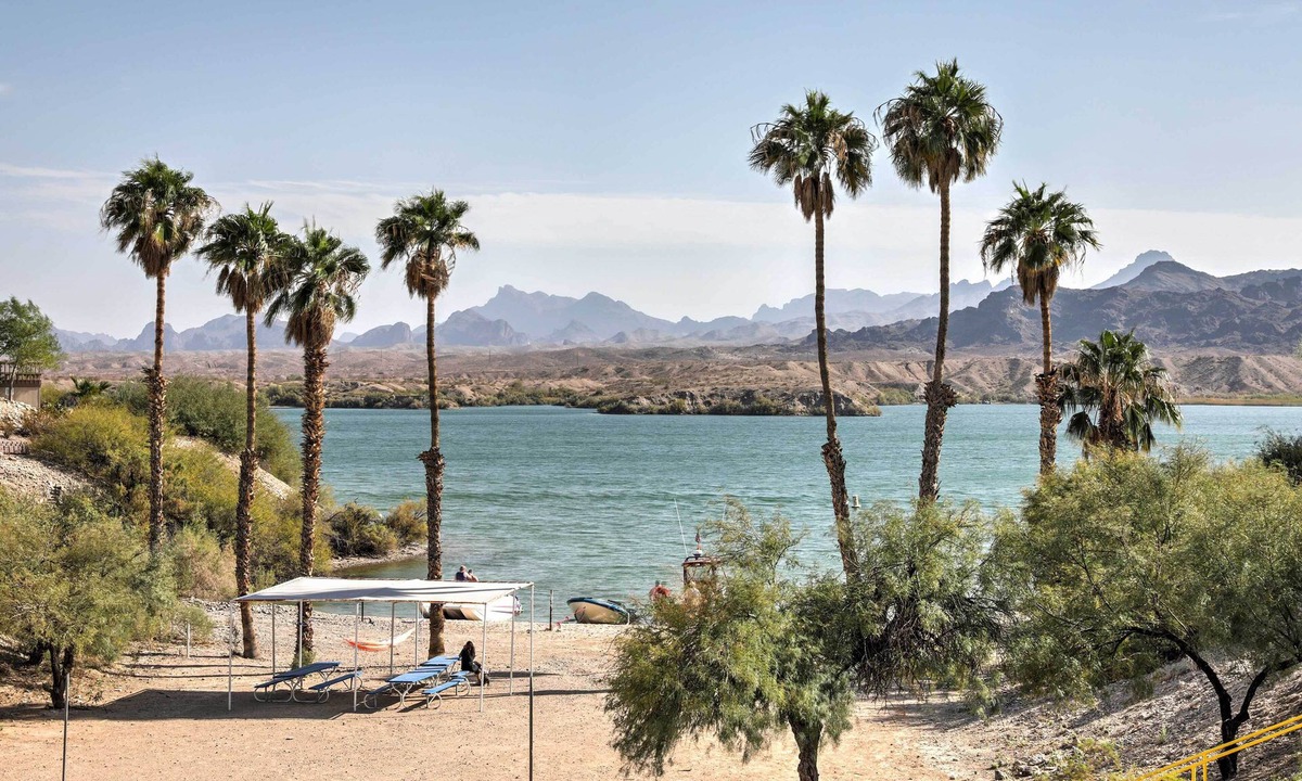 Lake Havasu City Cottage | Lake Havasu Cottage: Mountain Views & Beach Access