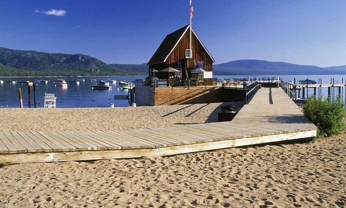 Chamberlands Cabin | Lake Tahoe - Chambers Private Beach, Pool & Tennis Membership
