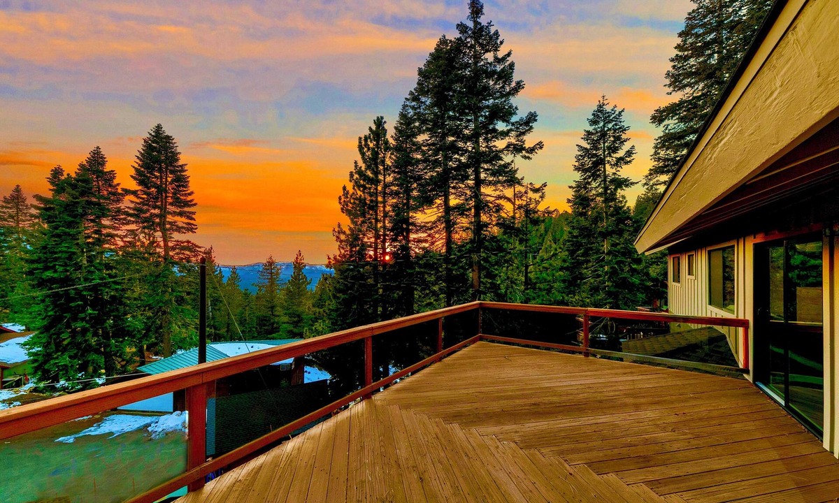 Upper Kingsbury House | Lake Tahoe Luxury View Retreat Mv21