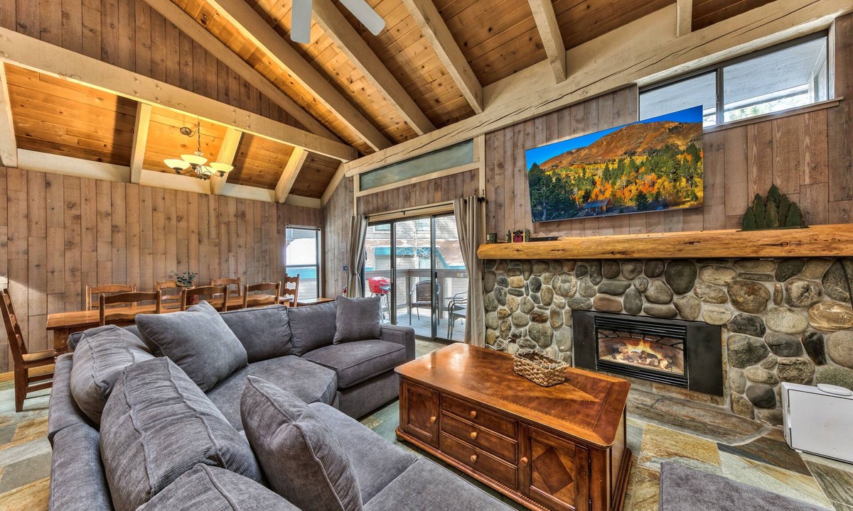 South Lake Tahoe House | Lakeland Village #511 - 4BR/3BA Heart of Tahoe