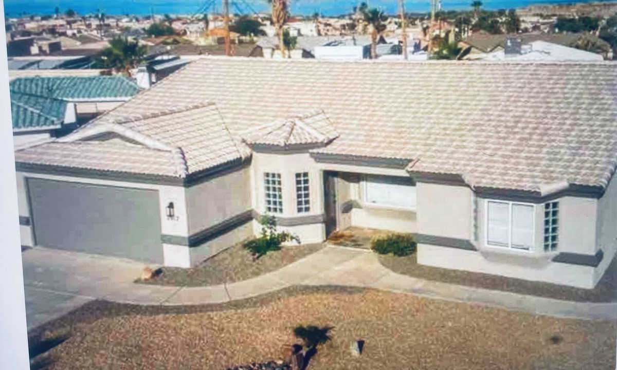 Lake Havasu City House | Lakelivin, boat parking, close to lake, heated pool