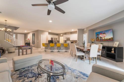 Rhodes Ranch House | Large Groups! Game Room BBQ, Spacious, Near Strip