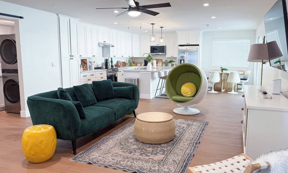Lincoln Acres House | Lime Light La Mesa New 4BR 3BA, Group Friendly