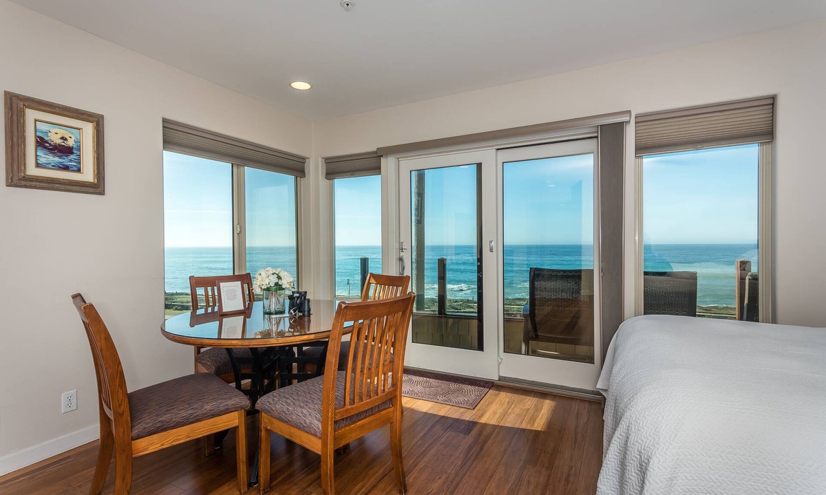 San Simeon Hotel | Little Sur Inn
