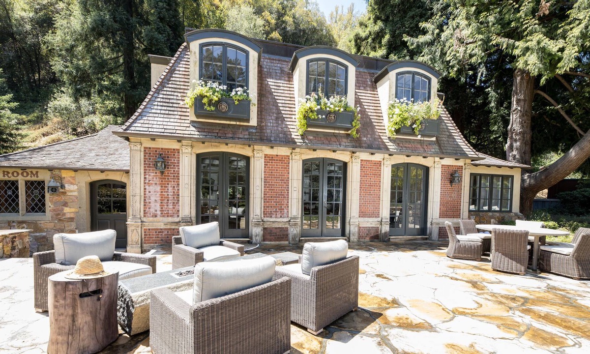 Los Altos Hills House | Los Altos Hills Getaway!