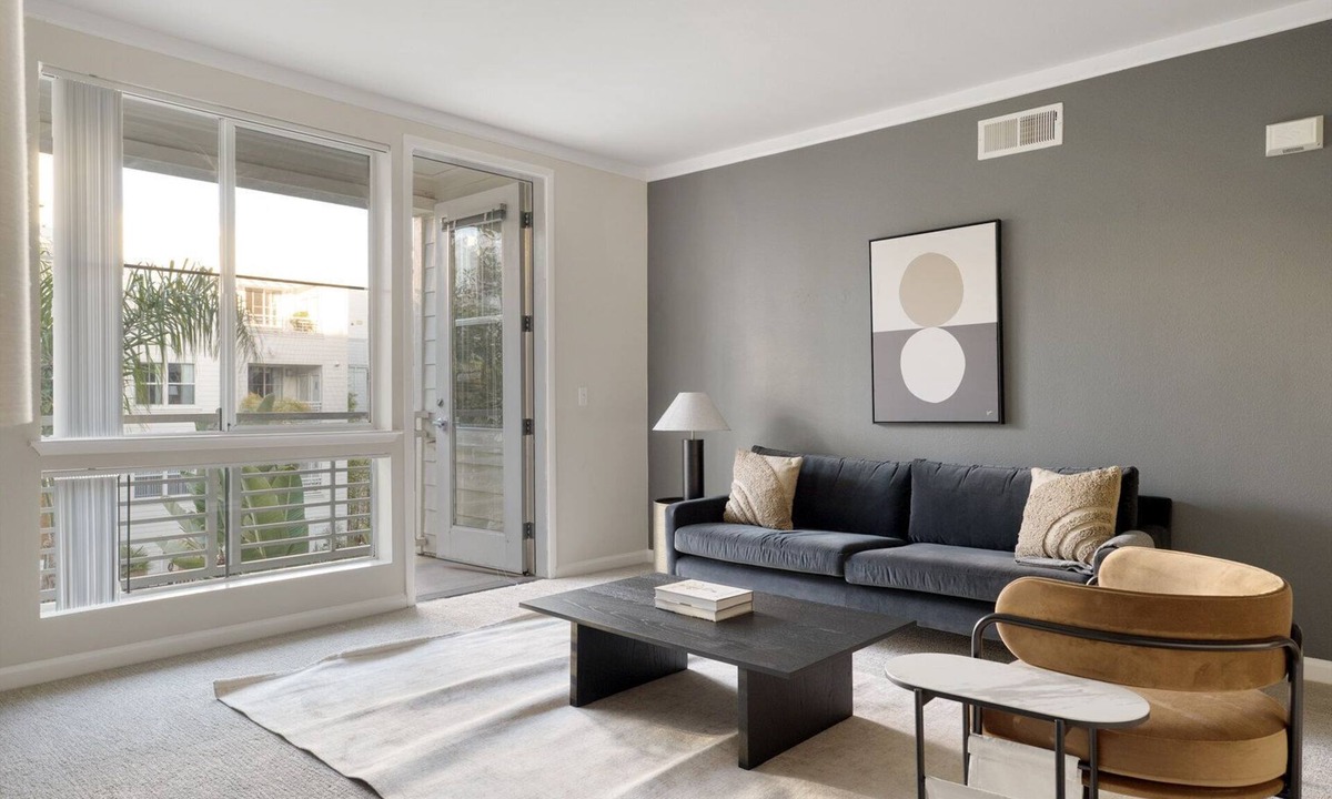 Central San Mateo Apartment | Lovely San Mateo 2BR w/Gym, Pool, Clubhouse & W/D, nr 101, by Blueground