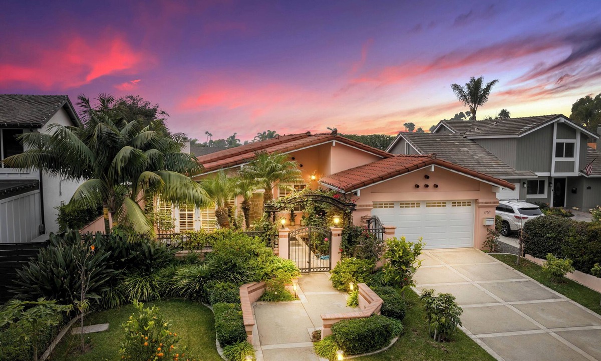 Huntington Beach House | LUX Amazing Villa Huntington Harbor 3 Minutes to the Beach