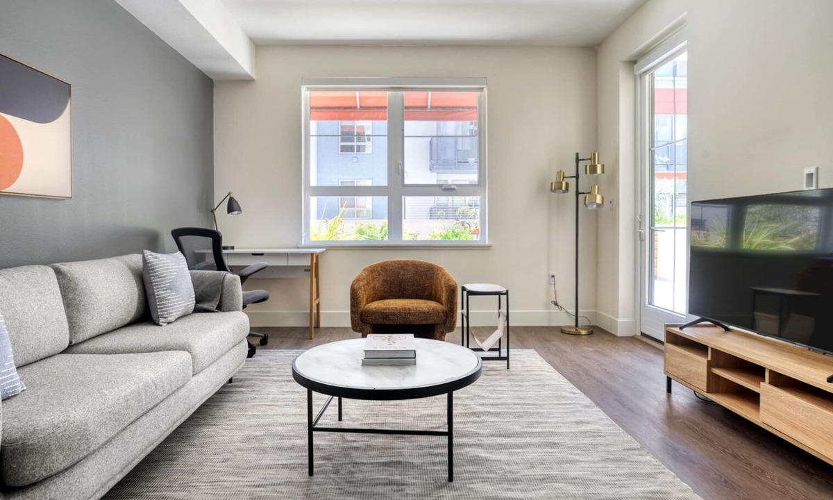 Central San Mateo Apartment | Luxe San Mateo 1BR w/Gym, Roof Deck & W/D, near Caltrain, by Blueground