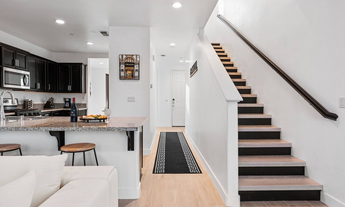 Fresno House | Luxury 3 bedroom House/Designer