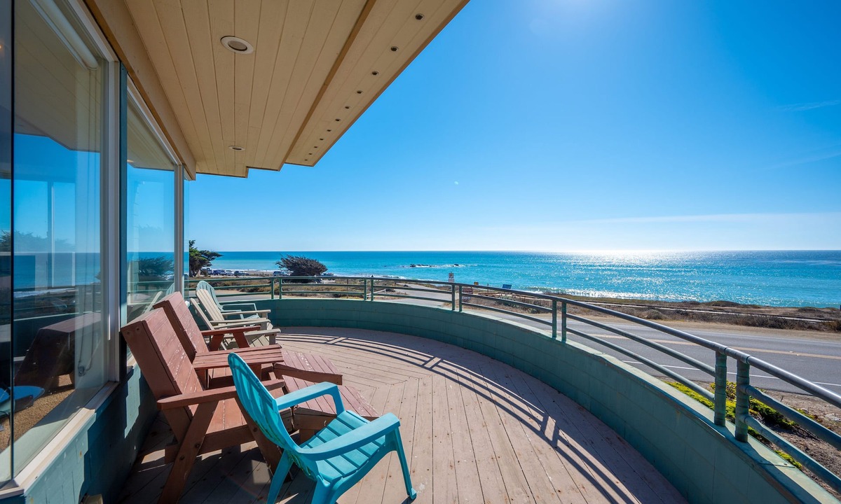 San Simeon House | Majestic Rental on Moonstone Beach Directly Across from the Boardwalk!