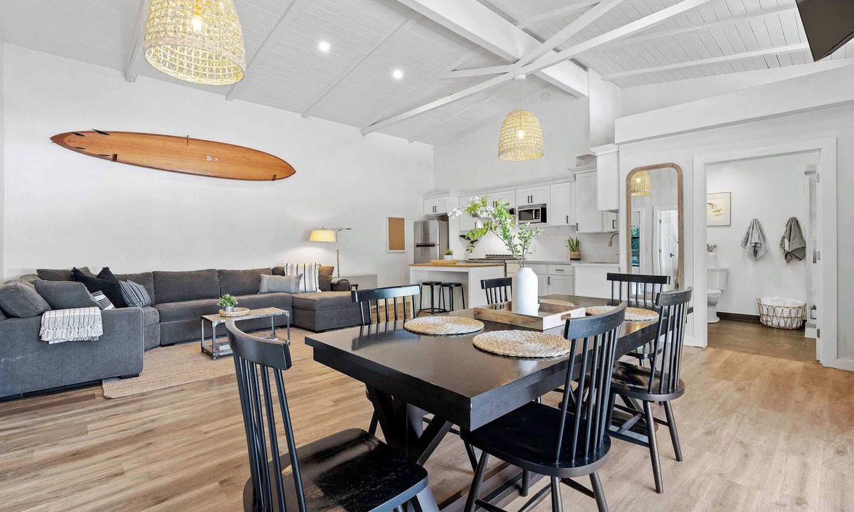 La Selva Beach Apartment | Manresa Surf House -2 bedroom- Hot Tub- Fire Pits
