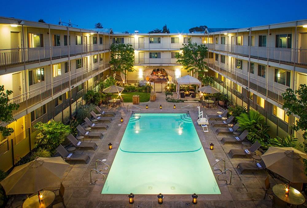 Corte Madera Hotel | Marin Suites Hotel
