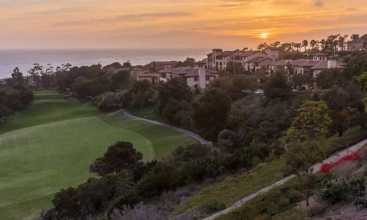 Newport Coast Hotel | Marriott's Newport Coast Villas - 2 Bedroom 2 Bath Resort Access