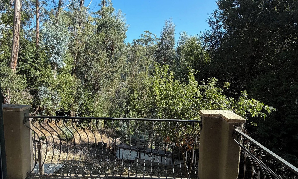 Merriewood House | Marvelous 4-bedroom house in Oakland. Amazing Views, Close to everything!