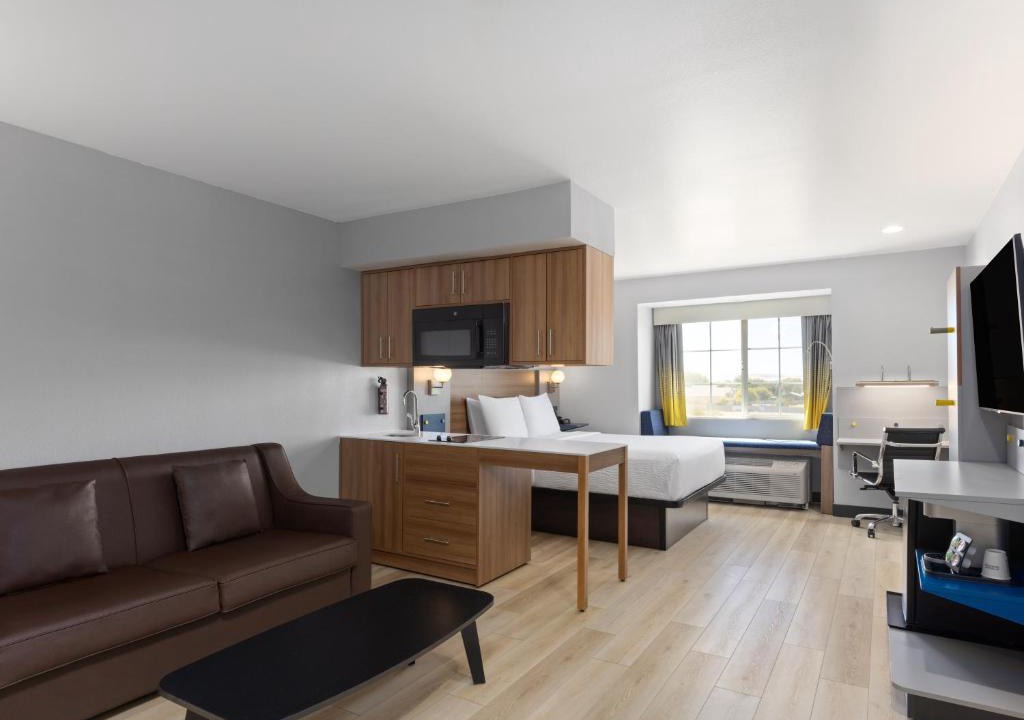 Tracy Hotel | Microtel Inn & Suites by Wyndham Tracy