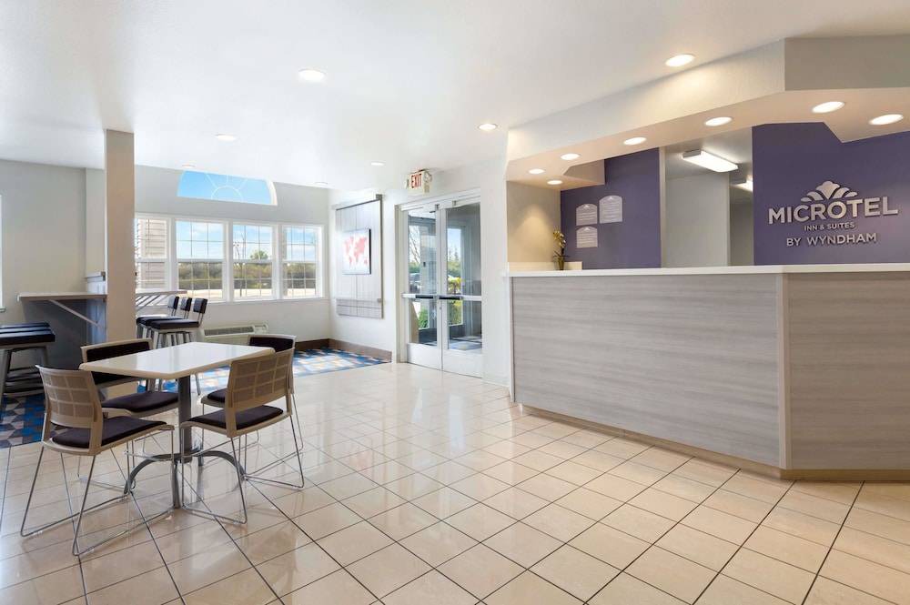 Ceres Hotel | Microtel Inn & Suites Modesto