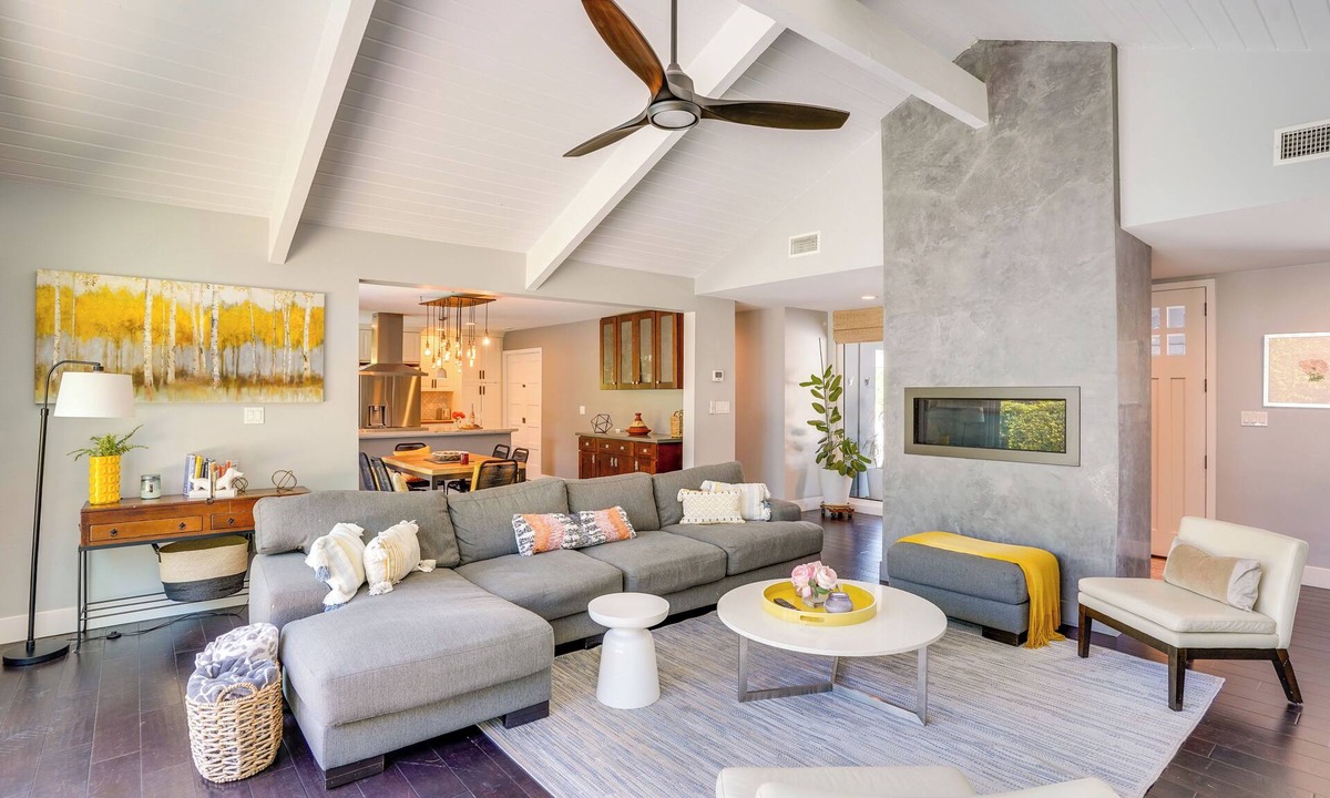 North Tustin House | Mid Century Modern Gem w/Pool in North Tustin