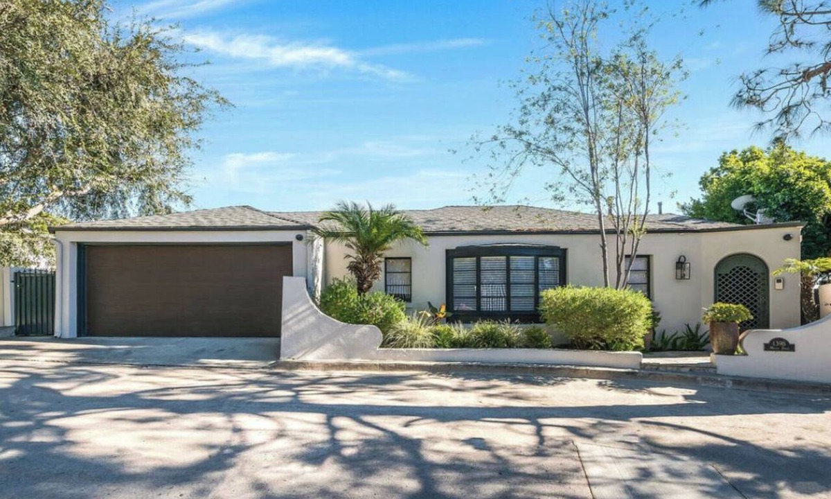 Hollywood Hills West House | Miller Heights - Sunset Strip, unobstructed city and jetliner views