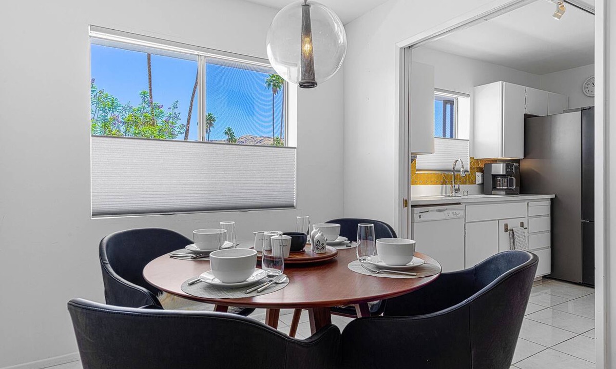 Canyon Corridor Condo | Mod Spot! Midcentury Gem! Pool! Spa! Mtn View! South PS!