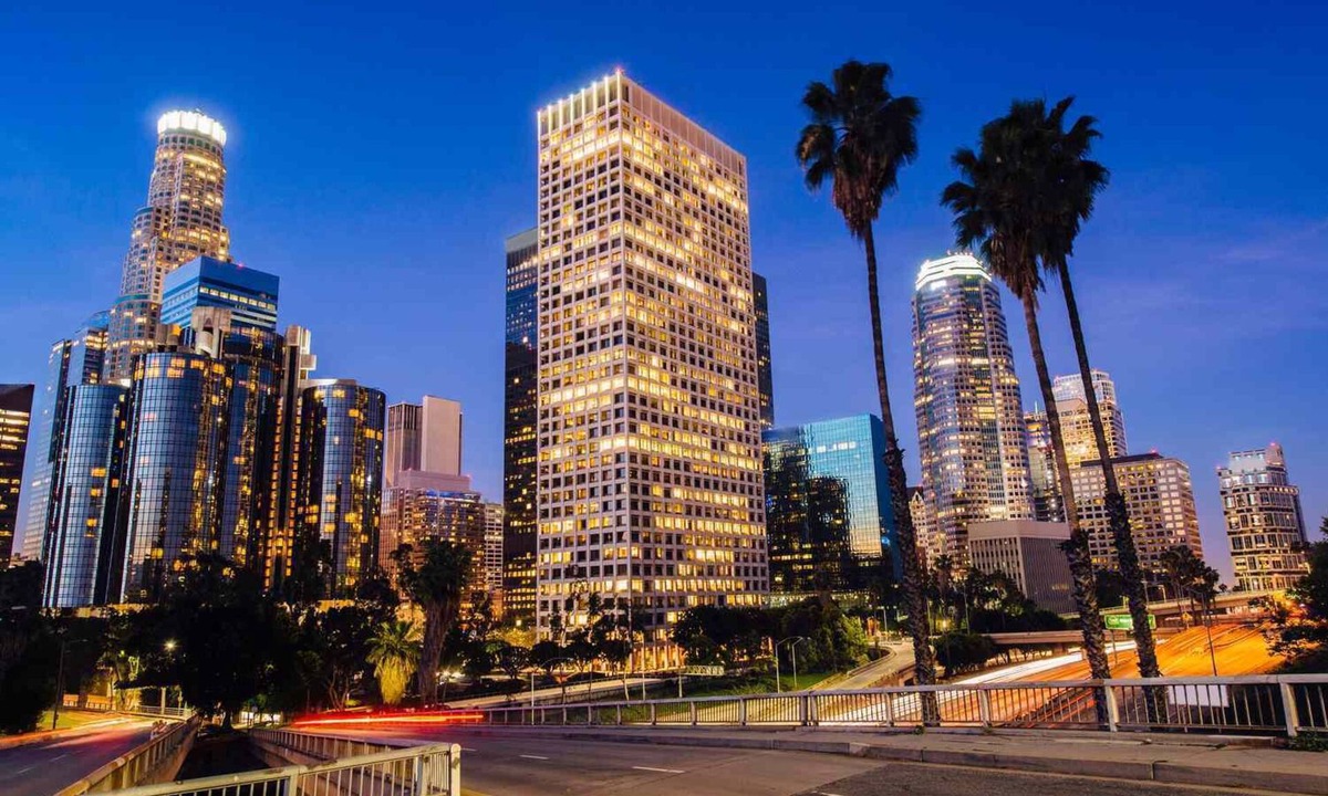 Mid City House | Modern 3BR LA Home near Downtown LA, Perfect for Families and Large Groups