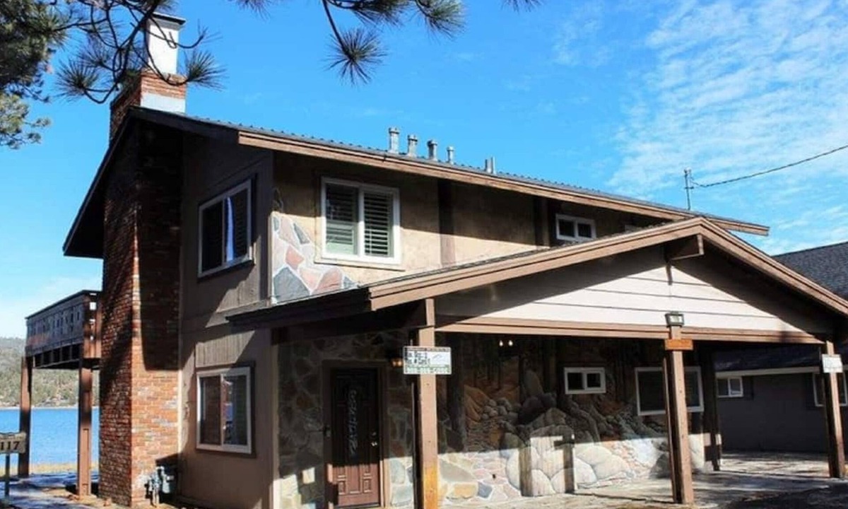 Patton Condo | Modern Lakefront A Big Bear Lake