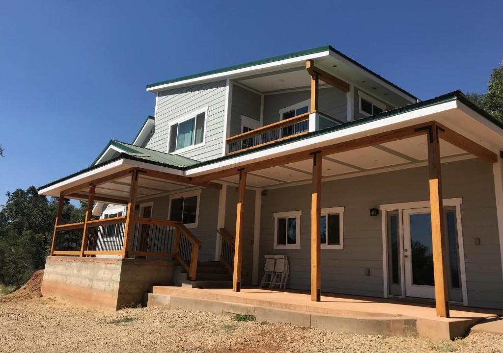 Mariposa House | Morning Star Vista near Yosemite - countryside with mountain views