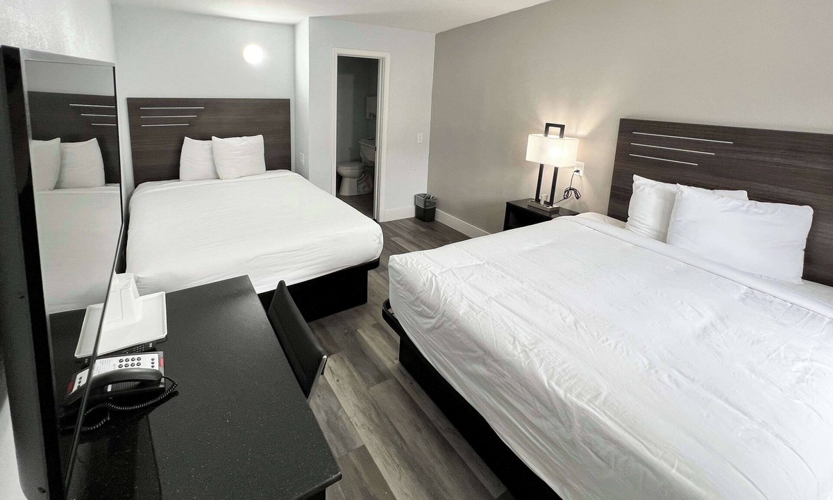 Westside Santa Cruz Hotel | Motel 6 Santa Cruz, CA