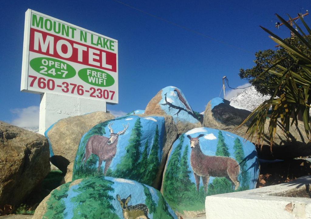 Wofford Heights Hotel | Mount-N-Lake Motel
