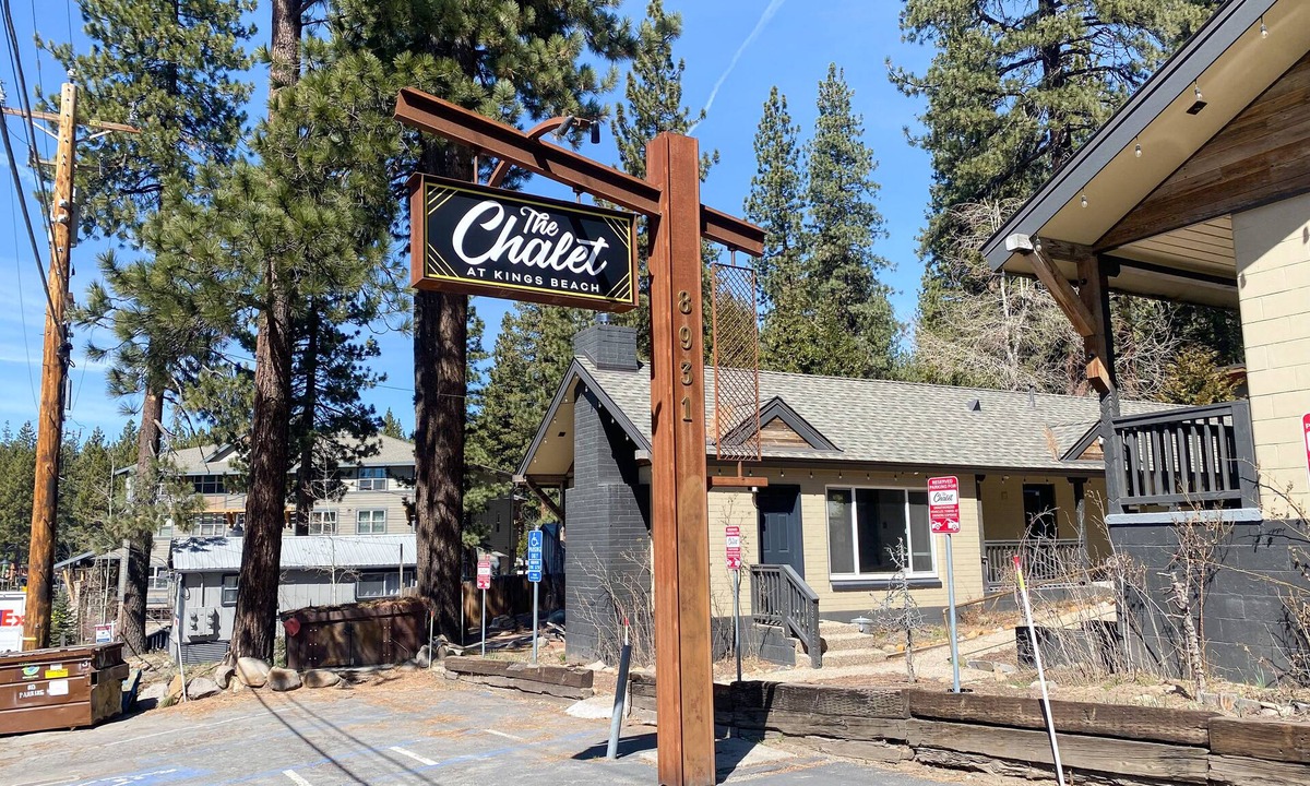 Kings Beach Ski Chalet | Mountain-side home base with fireplace, WiFi, full kitchen & patio with firepit