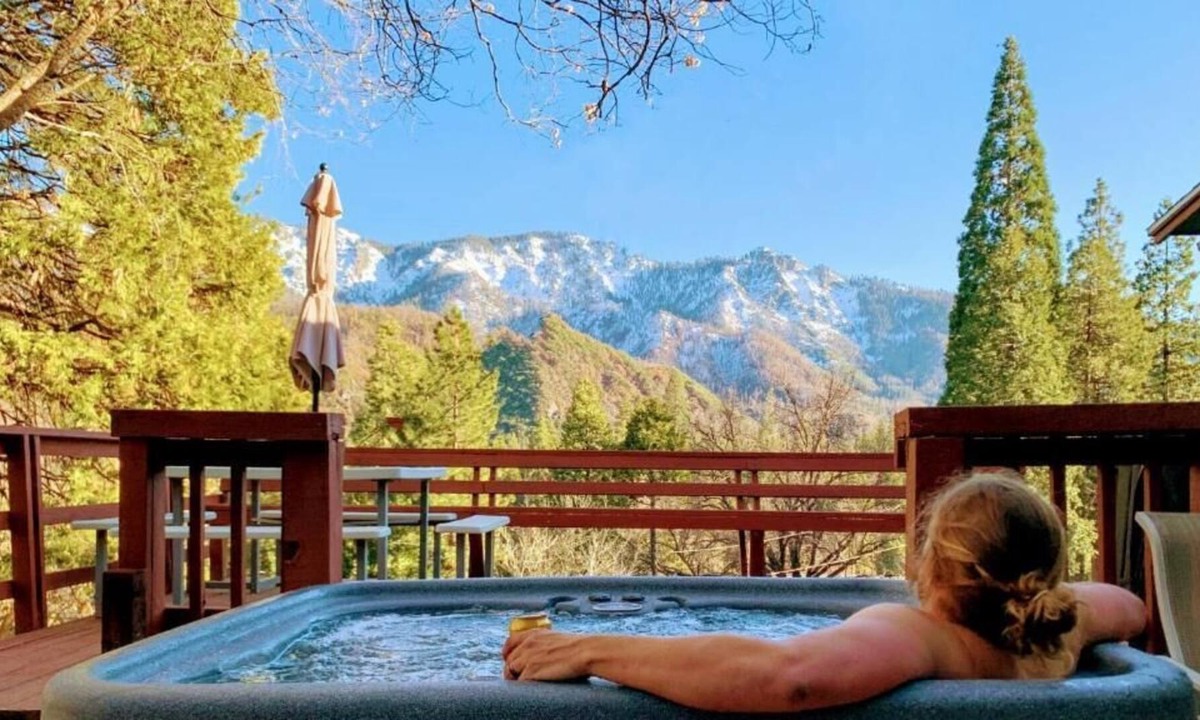 Camp Nelson House | Mt. View Hot Tub, Amazing Sequoias Retreat