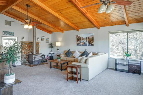 Wofford Heights House | Mtn-View Getaway w/Game Room, 1 Mi to Kern River!