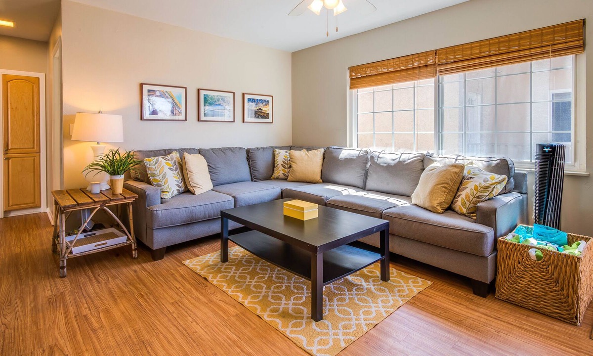 South Mission Beach Condo | Newly renovated 2/2 condo in South Mission Beach, Walk to the Beach