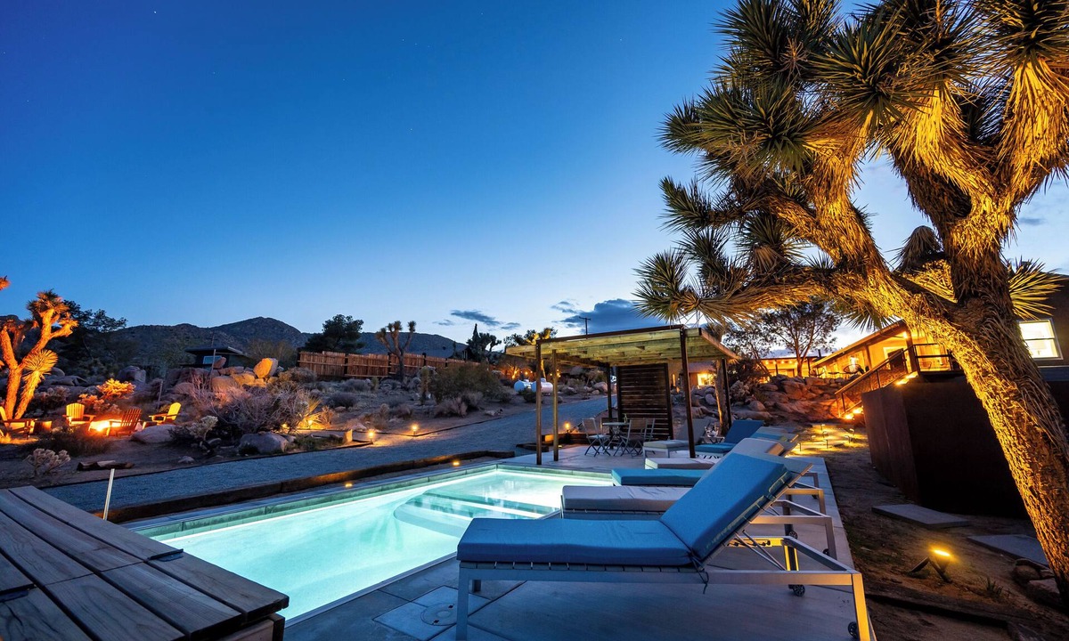 Joshua Tree Highlands Villa | O&H|Pool|Pickleball|Sauna|Spa|Firepit|ColdPlunge|Bocce|Golf|Arcade|PingPong|BBQ
