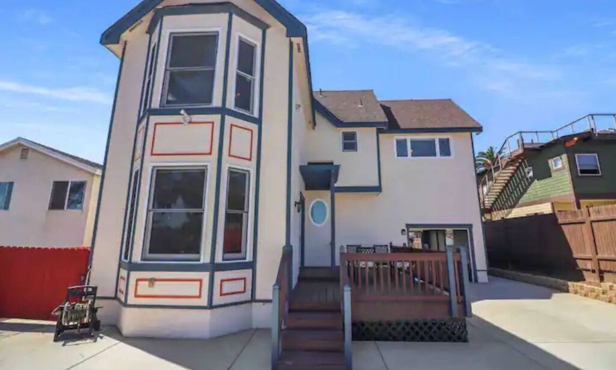 Townsite Villa | Oceanside Yard