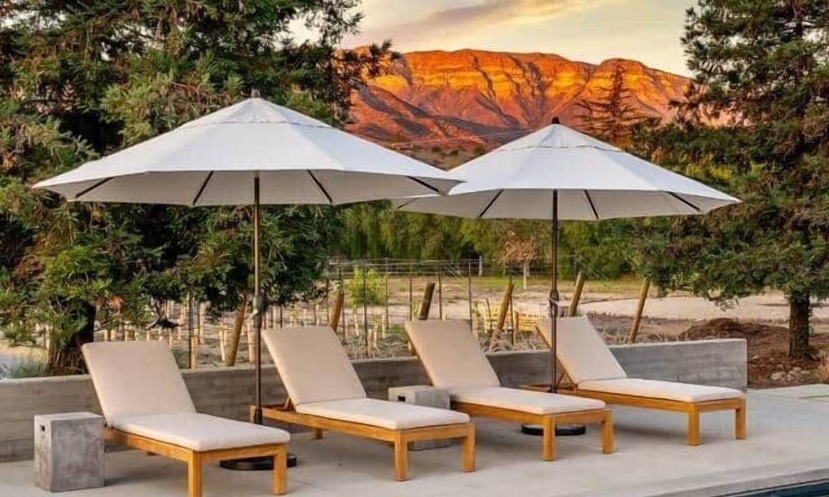 Ojai House | Ojai Valley - Pool and Pickle Ball