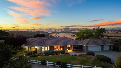 Paso Robles House | Olive Ranch by AvantStay