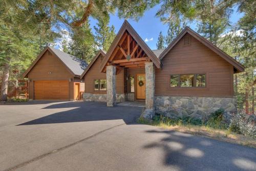 Montgomery Estates House | On Tahoe Time - Pets Pool Table Game Room