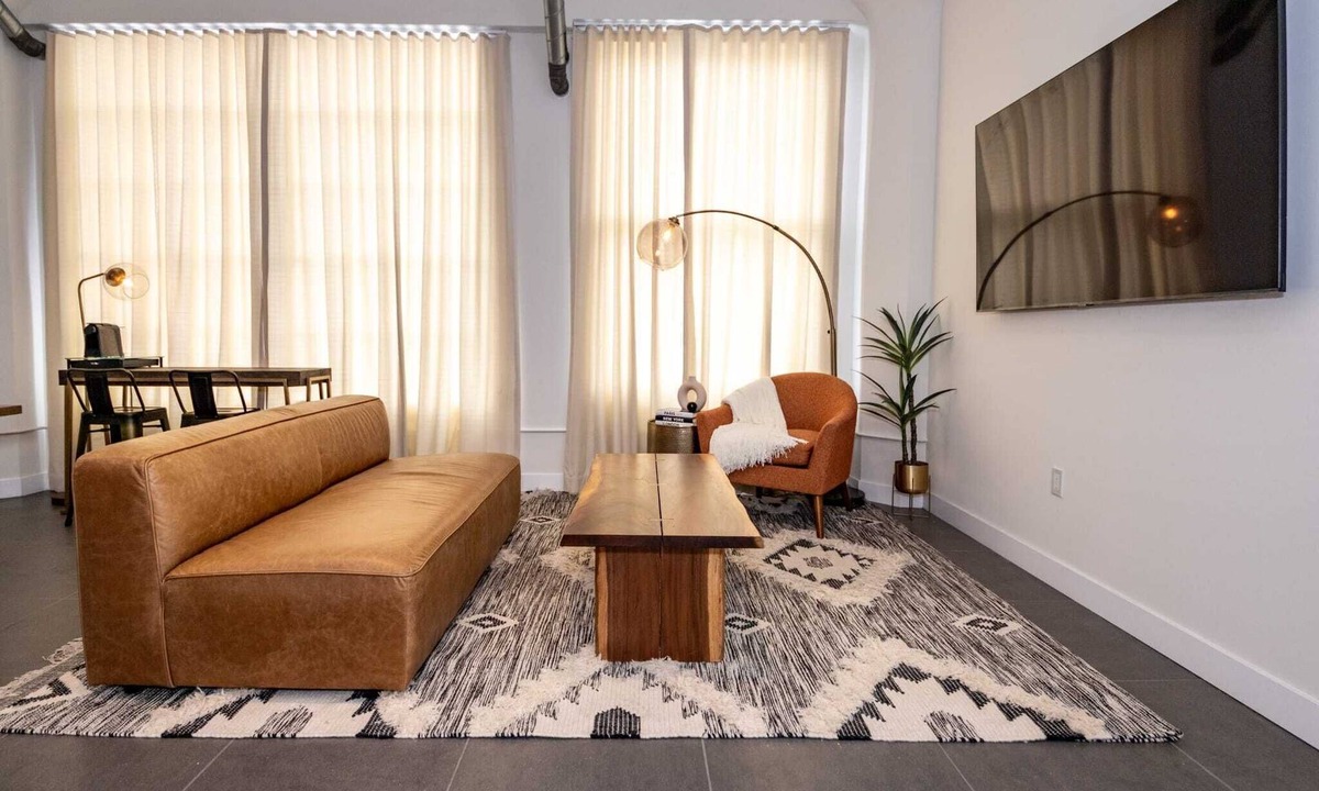 Downtown Los Angeles Condo | One of a kind! AMAZING downtown 1-BR luxury condo BEST location