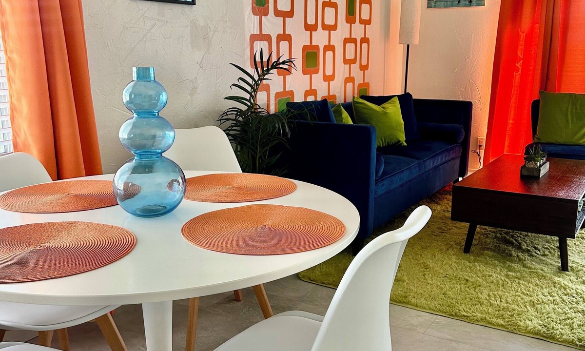 Baristo Condo | Palm Springs Desert Dream, updated 1 BR condo, comfortable, retro-feel appeal