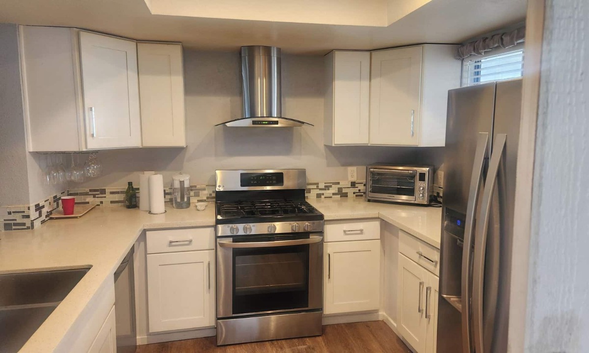 Uptown Design District Condo | Palm Springs Jumbo 1-bedroom Condo - adjacent to the Riviera Hotel!