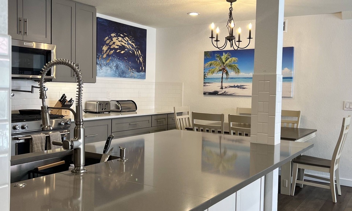 Oxnard Shores Condo | Paradise at Mandalay Beach Resort living