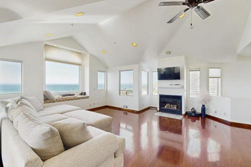 Cayucos House | Park Avenue Beach Life