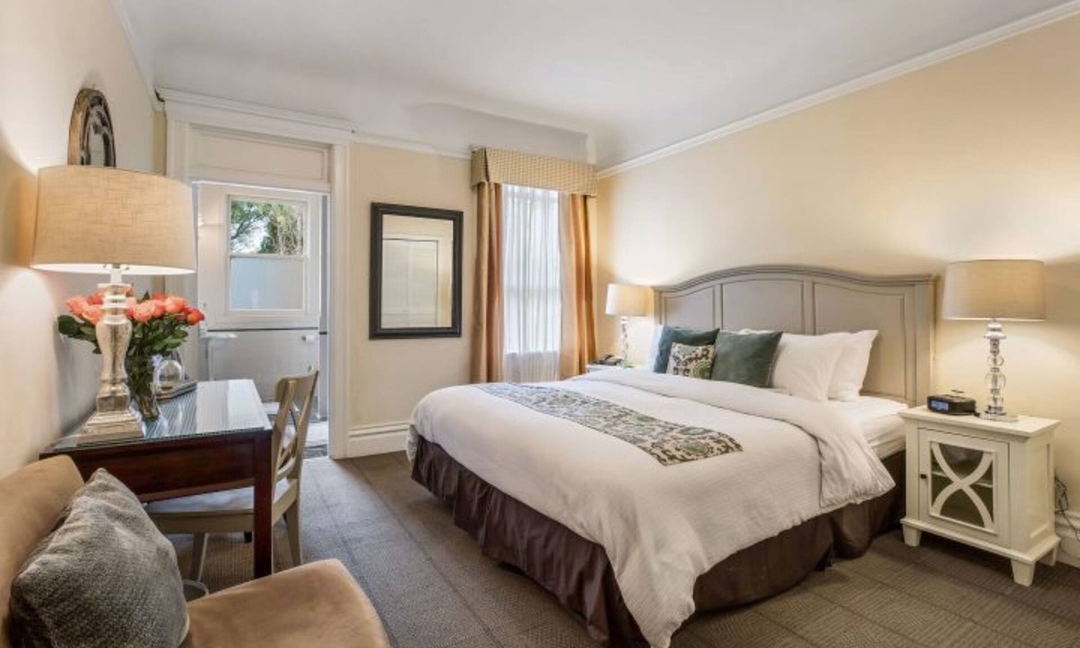 Castro District Bed & Breakfast | Parker Guest House San Francisco