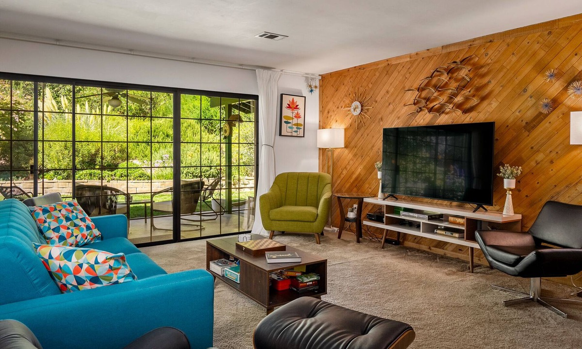 Atascadero House | Paso Wine Country Mid Century Modern Retreat!