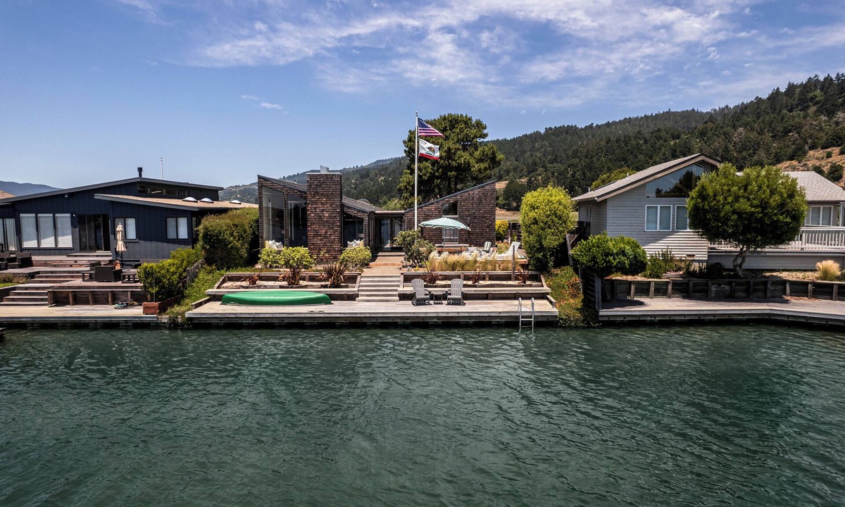 Stinson Beach House | Peace and Serenity on Seadrift Lagoon