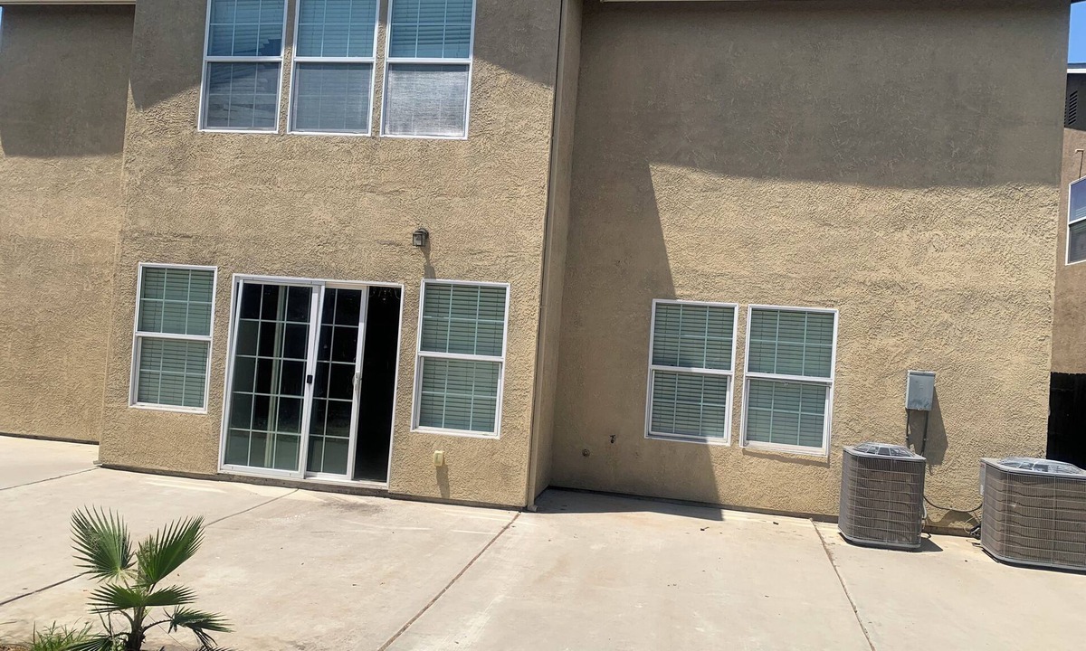 Merced House | Peaceful and Clean in Merced California